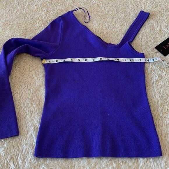 Purple tank top| asymmetrical one long sleeve - Picture 9 of 16